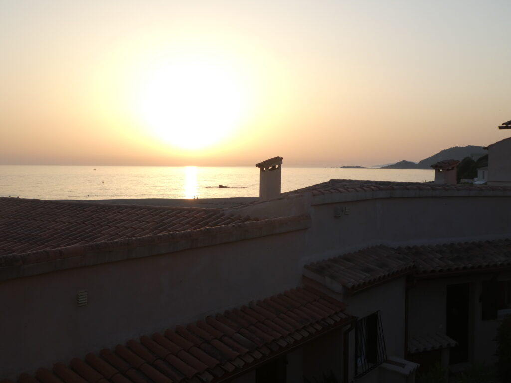 Coucher de soleil depuis le balcon